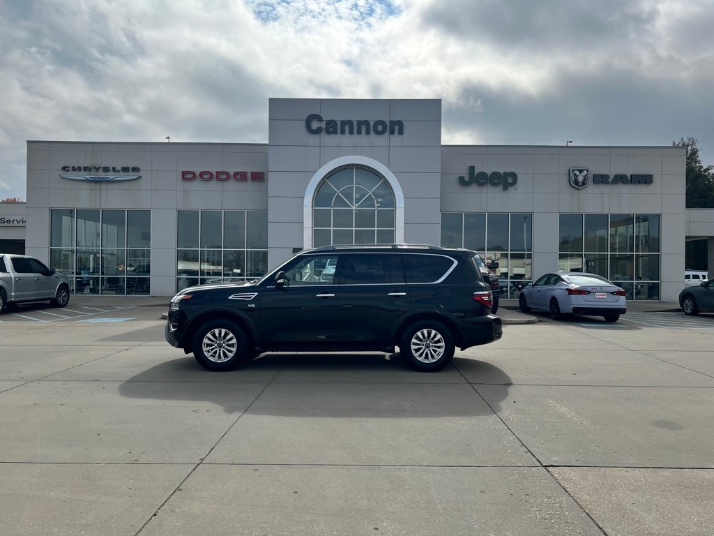 2021 Nissan Armada SV's photo