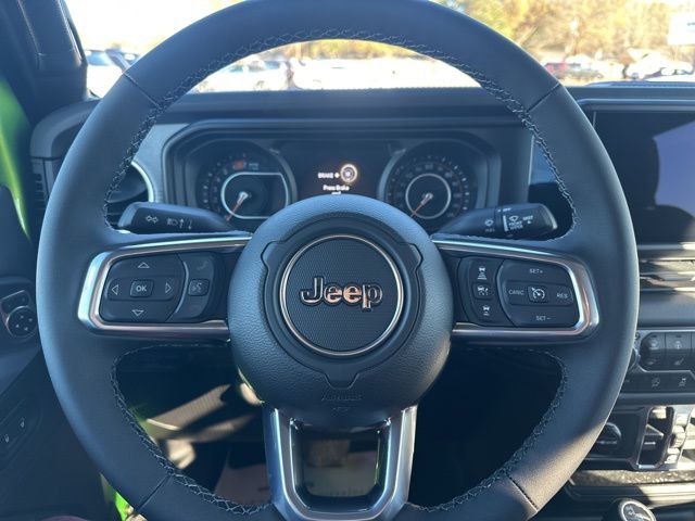 2026 Jeep Wrangler 4-Door Sahara - Photo 18