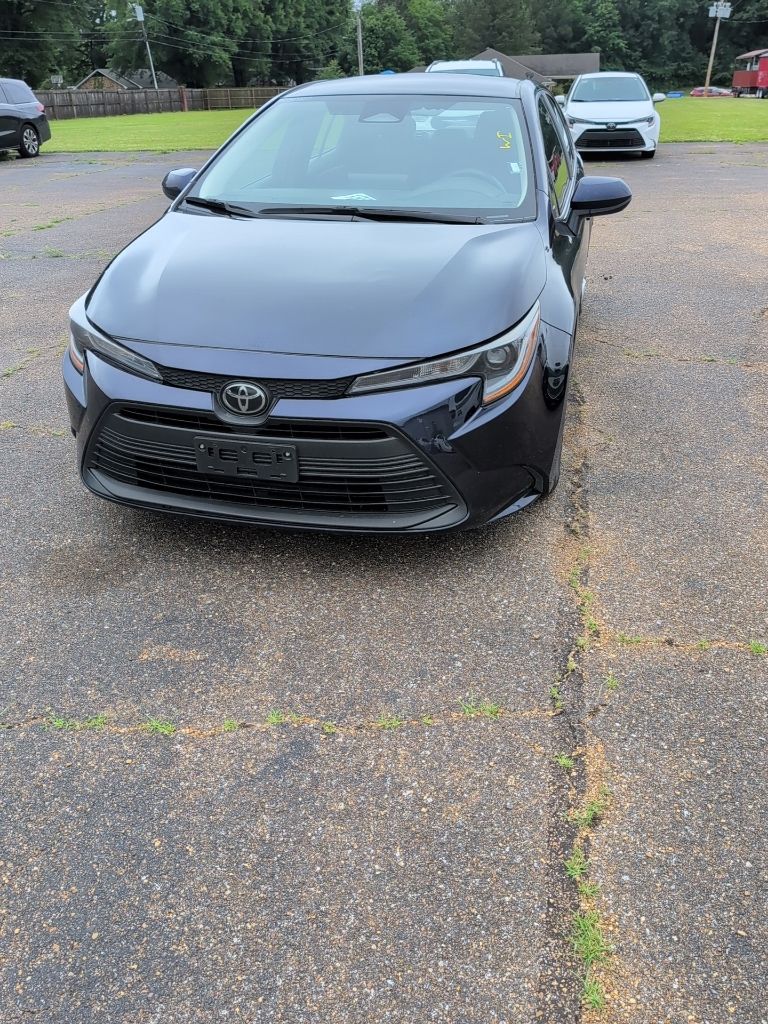 2024 Toyota Corolla LE CVT's photo