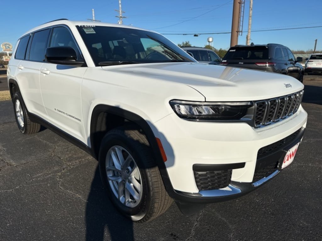 New 2025 Jeep Grand Cherokee L Laredo Sport Utility