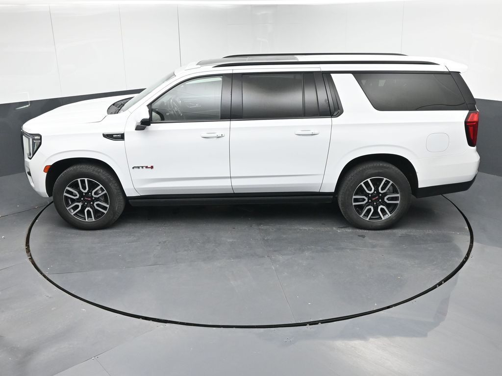 2022 GMC Yukon XL AT4 - Photo 25