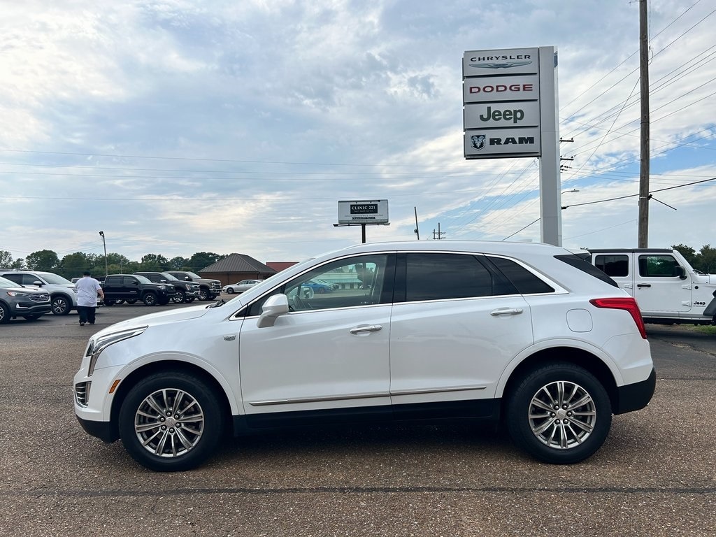 Used 2018 Cadillac XT5 Luxury with VIN 1GYKNCRS3JZ219462 for sale in Oxford, MS