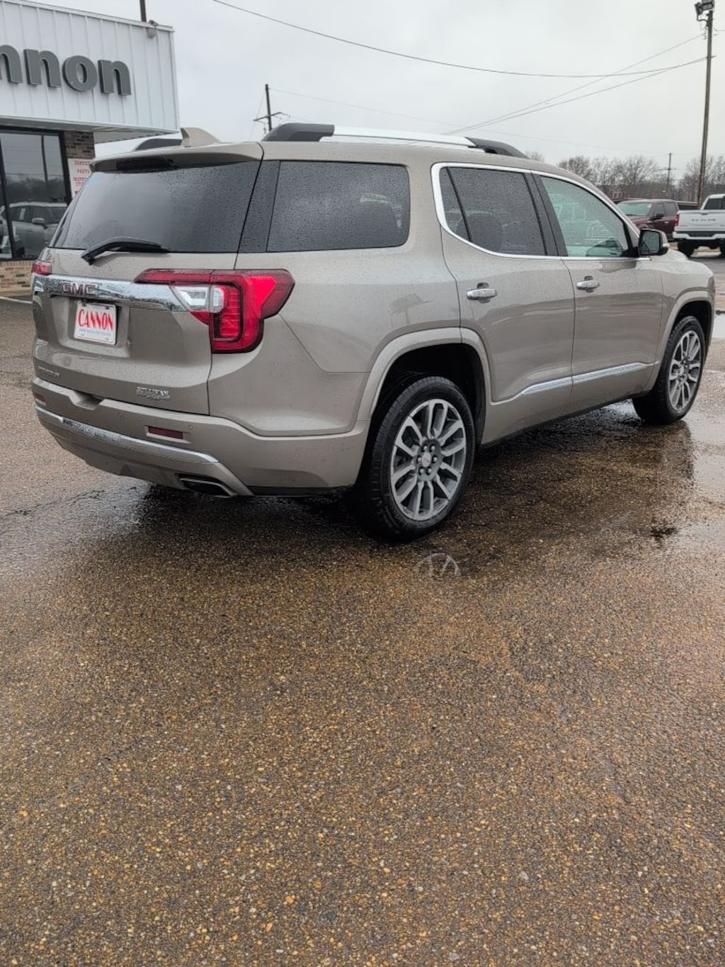 Used 2022 GMC Acadia Denali SUV