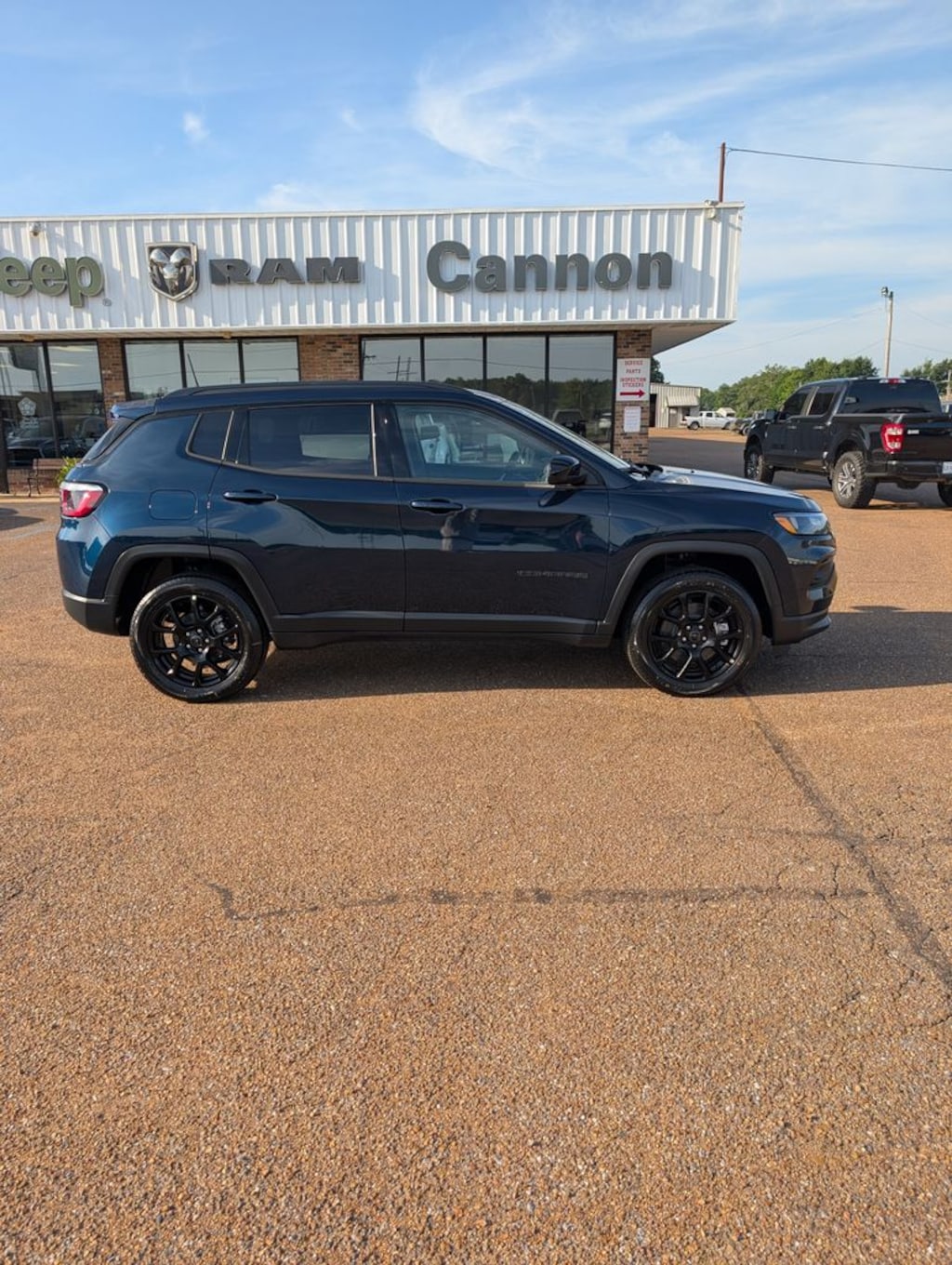 New 2026 Jeep Compass Latitude Sport Utility