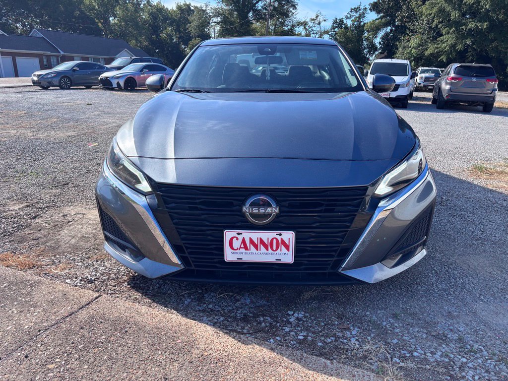 Used 2023 Nissan Altima 2.5 SV Sedan