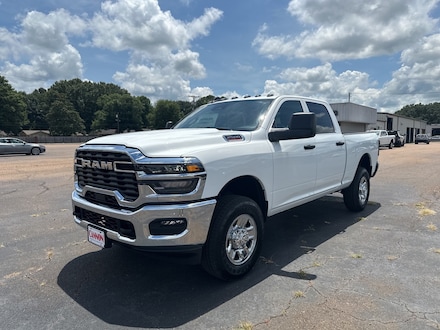 2025 Ram 2500 Tradesman Pickup