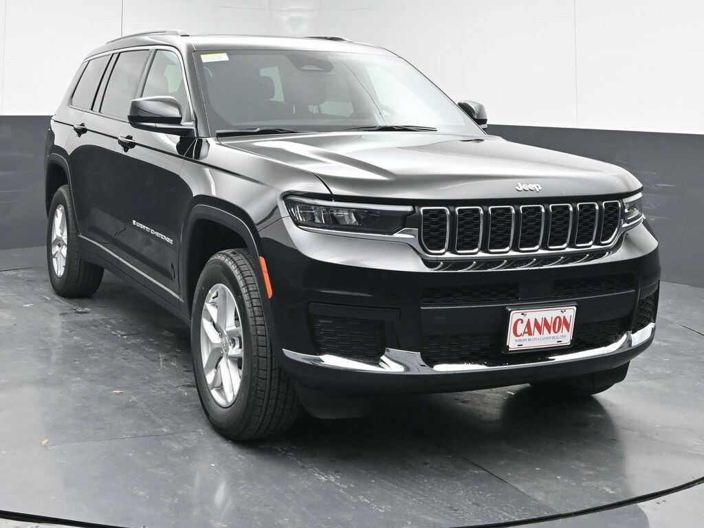 New 2025 Jeep Grand Cherokee L Laredo Sport Utility