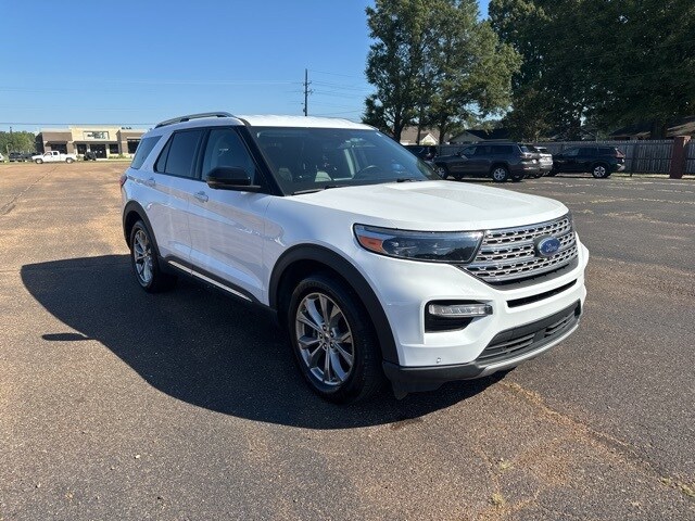 2022 Ford Explorer Limited photo 2