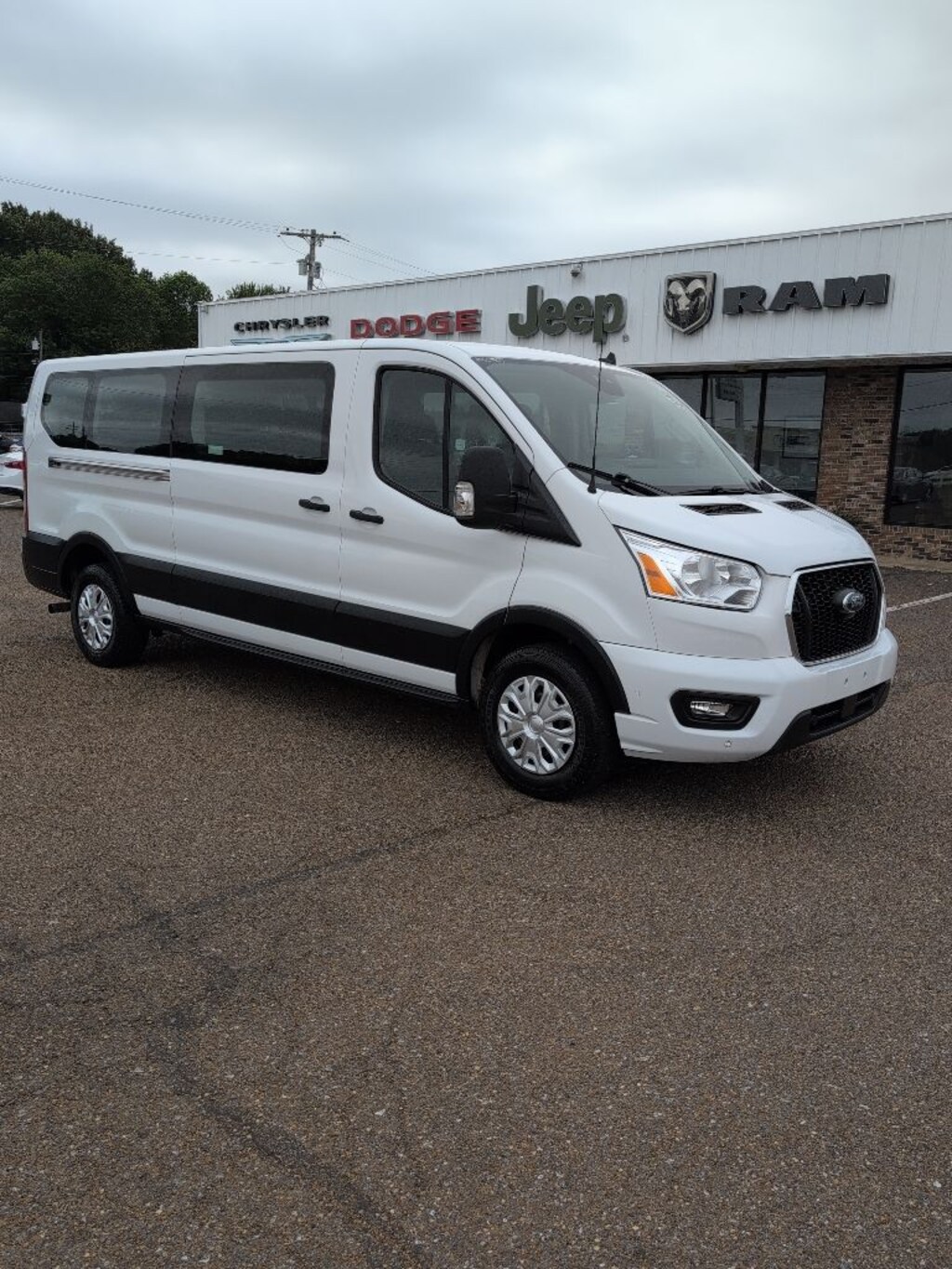 Used 2022 Ford Transit-350 Passenger Wagon Low Roof Van