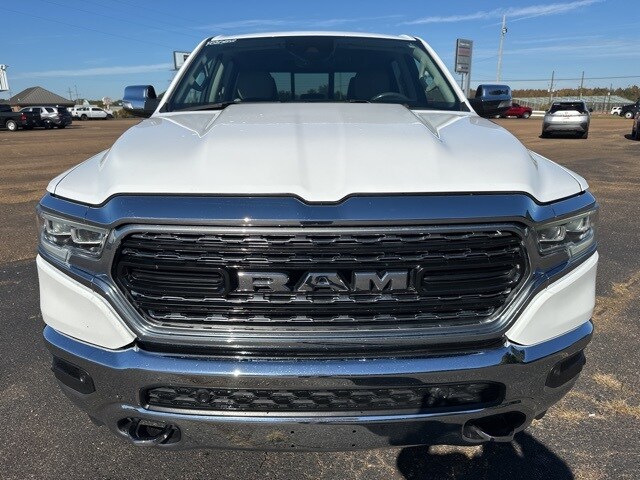 2022 Ram 1500 Limited photo 2