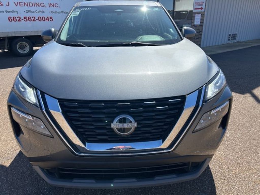 Used 2023 Nissan Rogue SV SUV