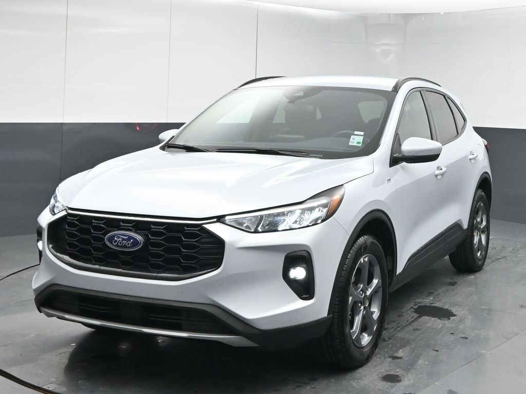 Used 2025 Ford Escape ST-Line Select SUV