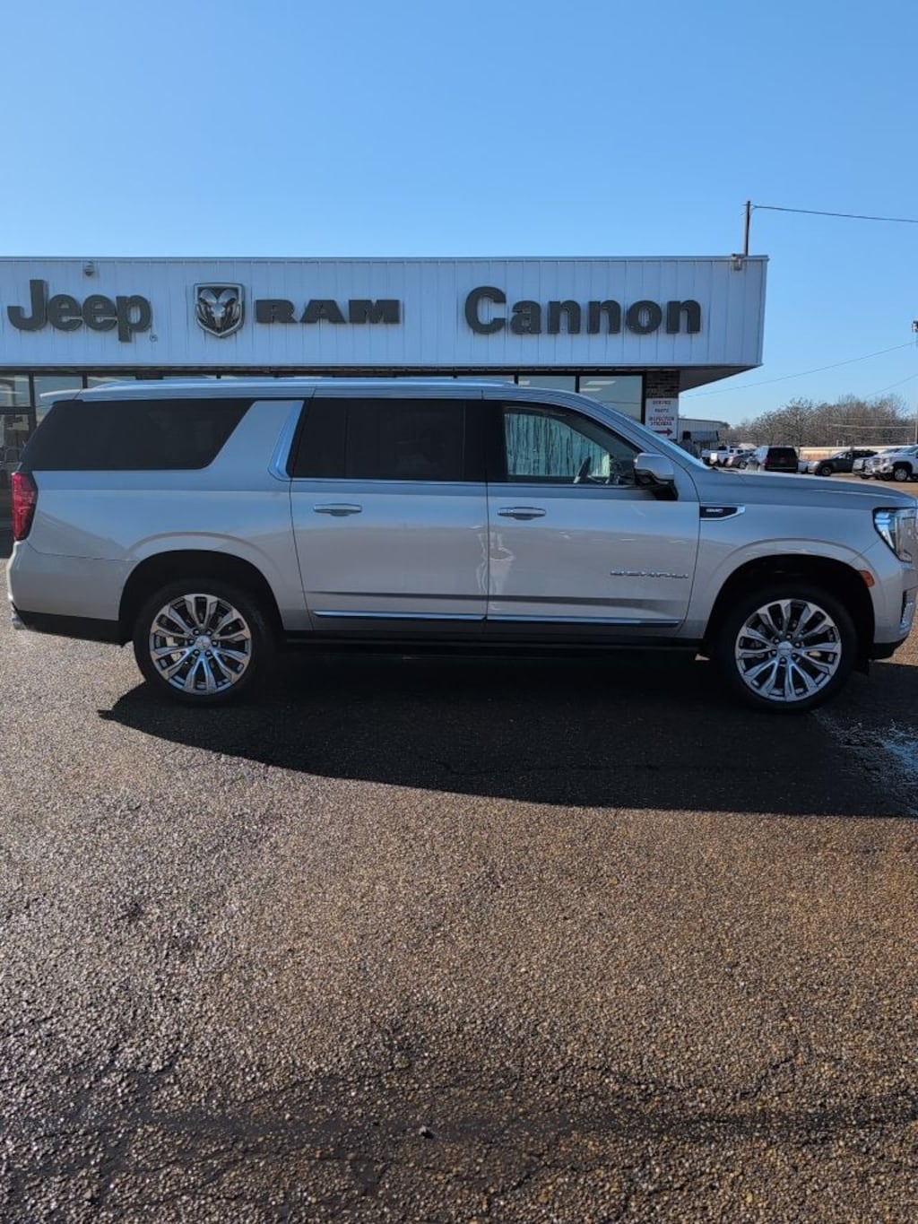 Used 2021 GMC Yukon XL Denali SUV