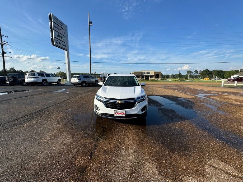 Used 2022 Chevrolet Equinox LT with VIN 3GNAXKEV4NL117002 for sale in Pascagoula, MS