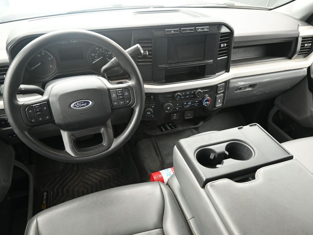 2024 Ford F-450 Super Duty XL - Photo 11