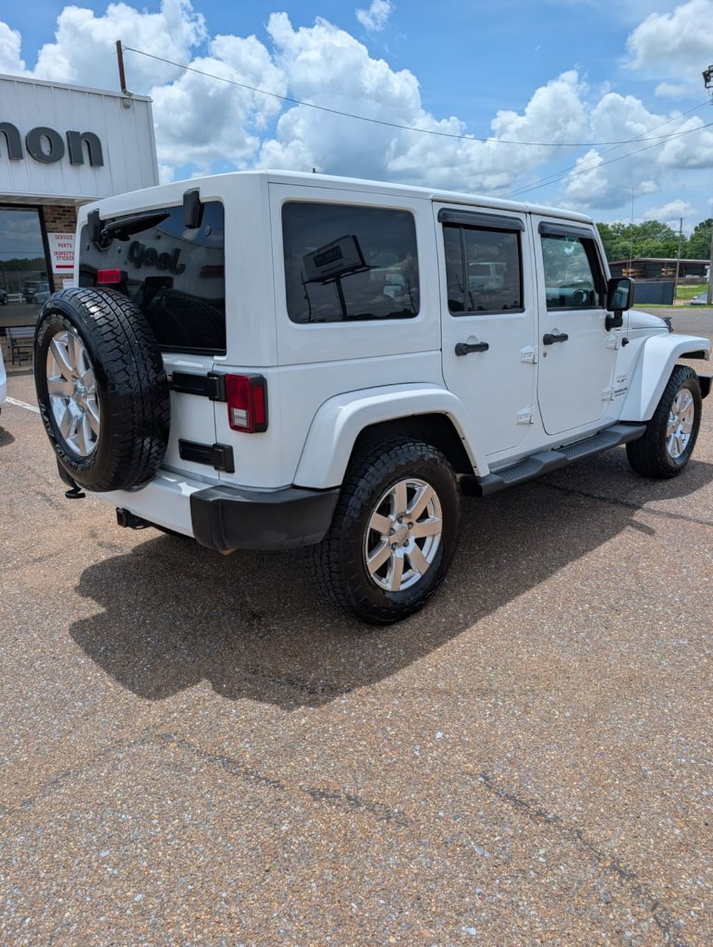 Used 2016 Jeep Wrangler JK Unlimited Sahara 4x4 SUV