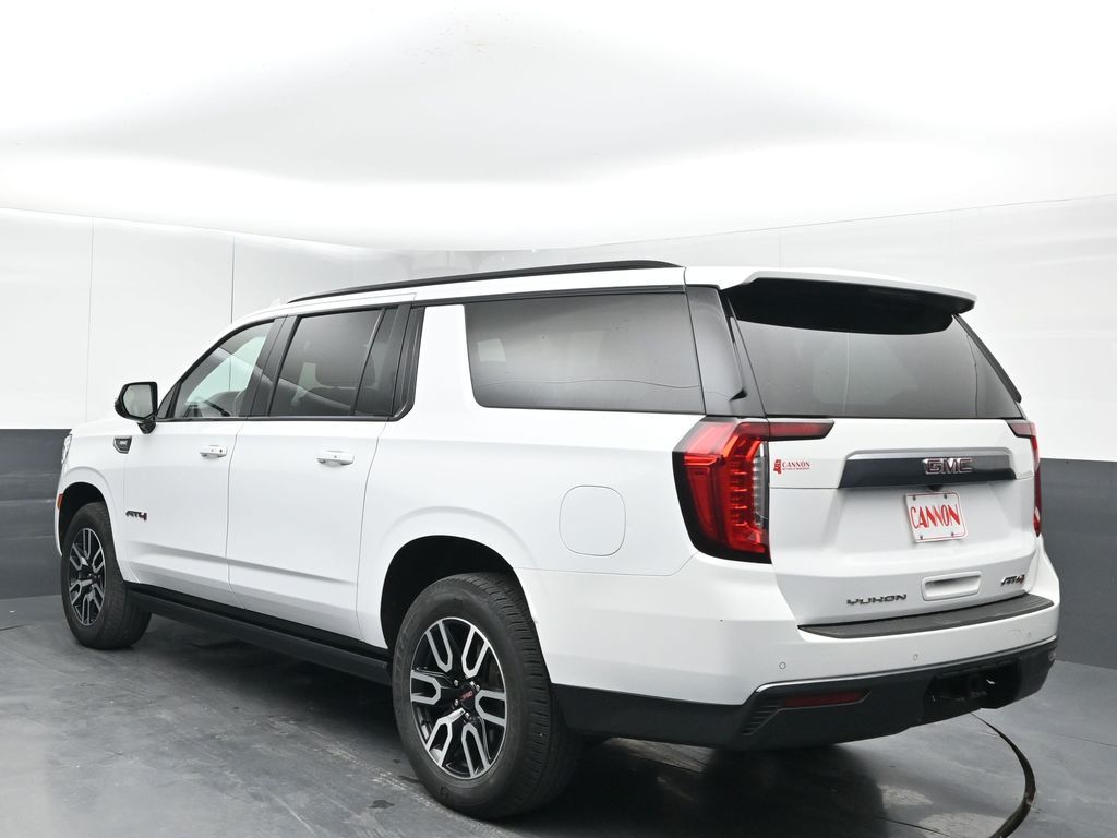 2022 GMC Yukon XL AT4 - Photo 6
