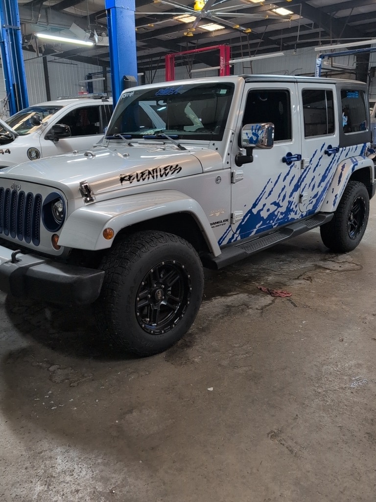 2012 Jeep Wrangler Unlimited Sahara's photo