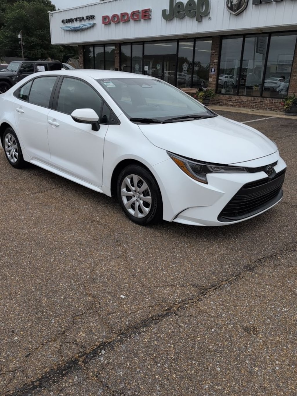 Used 2024 Toyota Corolla LE Sedan