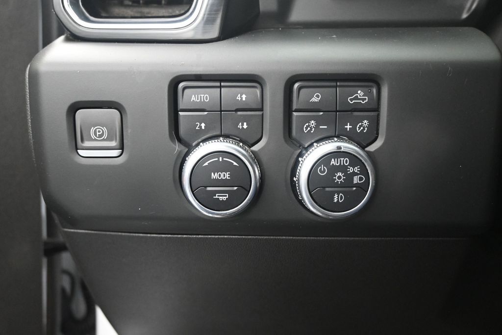 2024 GMC Sierra 2500HD Denali Ultimate - Photo 17