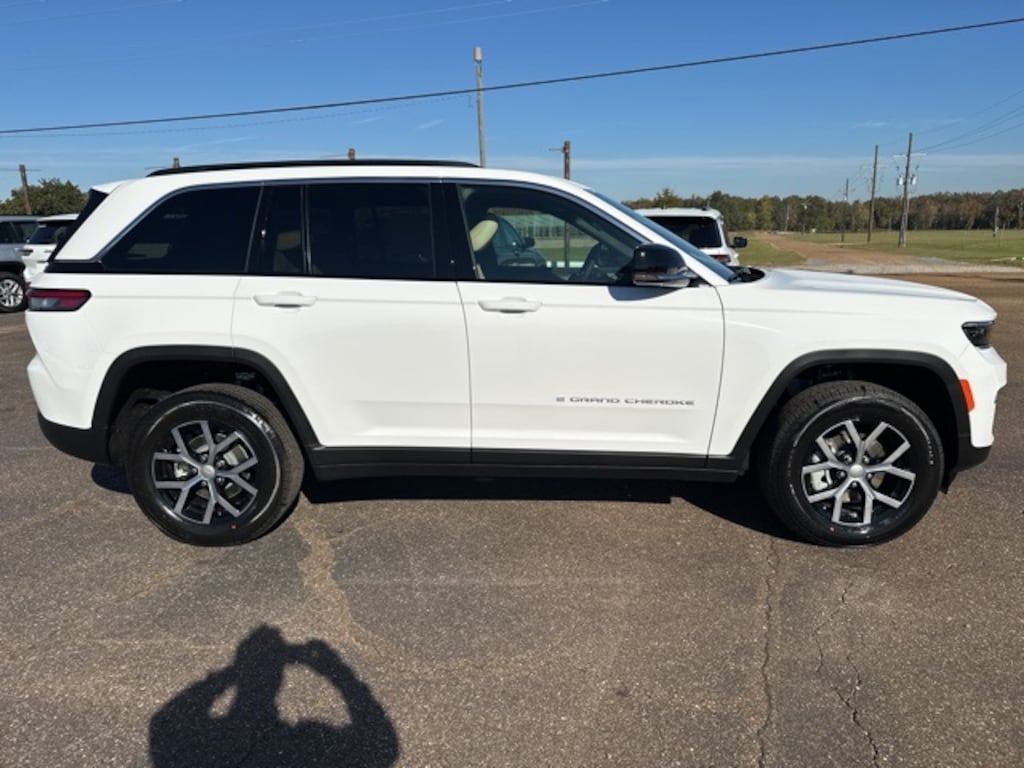 New 2025 Jeep Grand Cherokee Limited Sport Utility