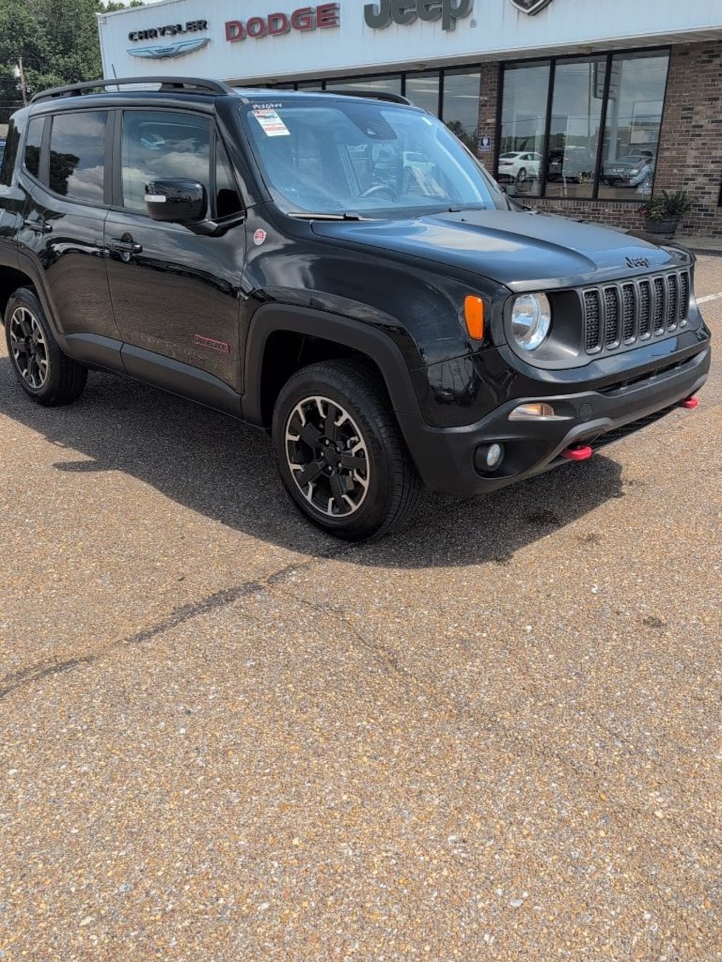 Used 2023 Jeep Renegade Trailhawk SUV