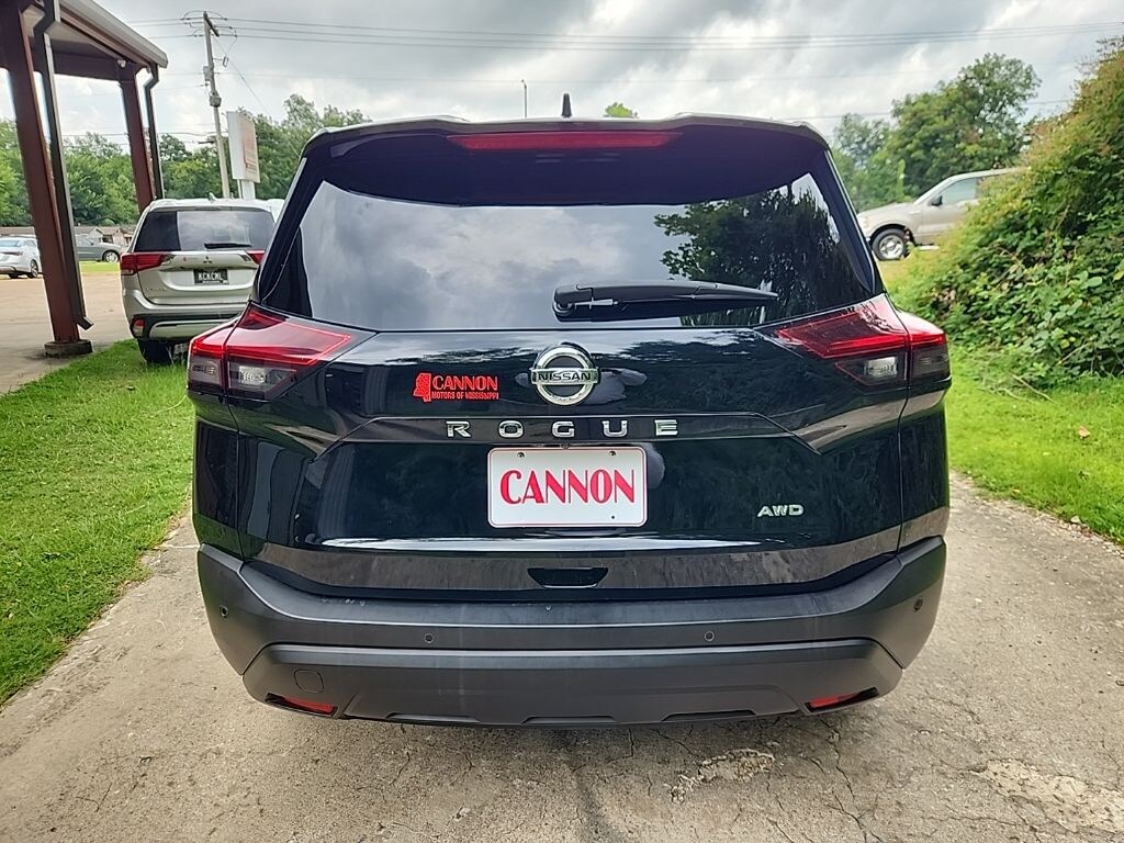 Used 2021 Nissan Rogue S SUV