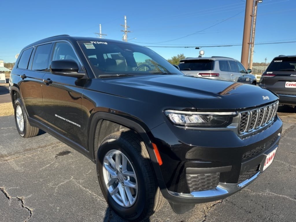 New 2025 Jeep Grand Cherokee L Laredo Sport Utility