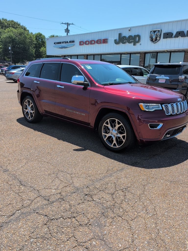 2019 Jeep Grand Cherokee Overland 4WD's photo