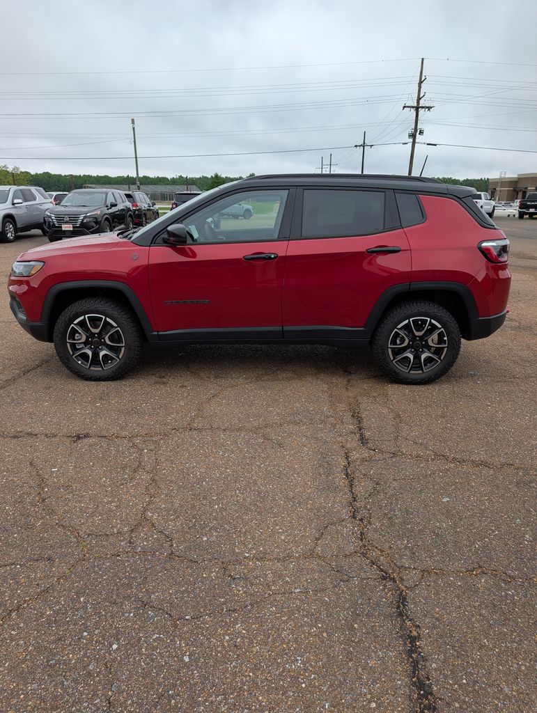 2026 Jeep Compass Trailhawk - Photo 10