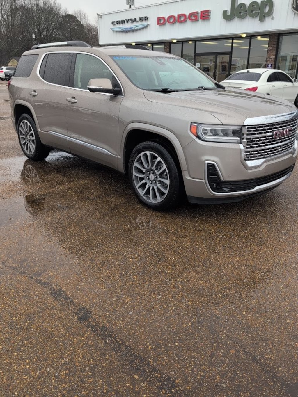 Used 2022 GMC Acadia Denali SUV