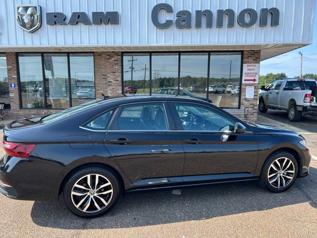 2025 Volkswagen Jetta 1.5T SE Auto SULEV's photo