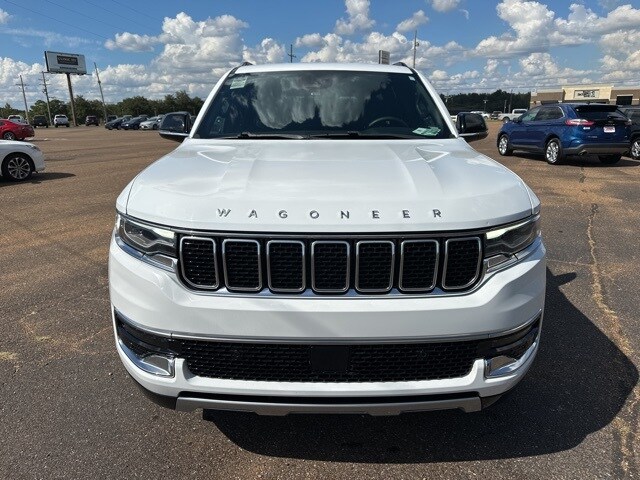 2024 Jeep Wagoneer Series II photo 2