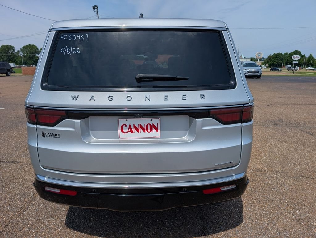 Used 2024 Jeep Wagoneer L Series II SUV