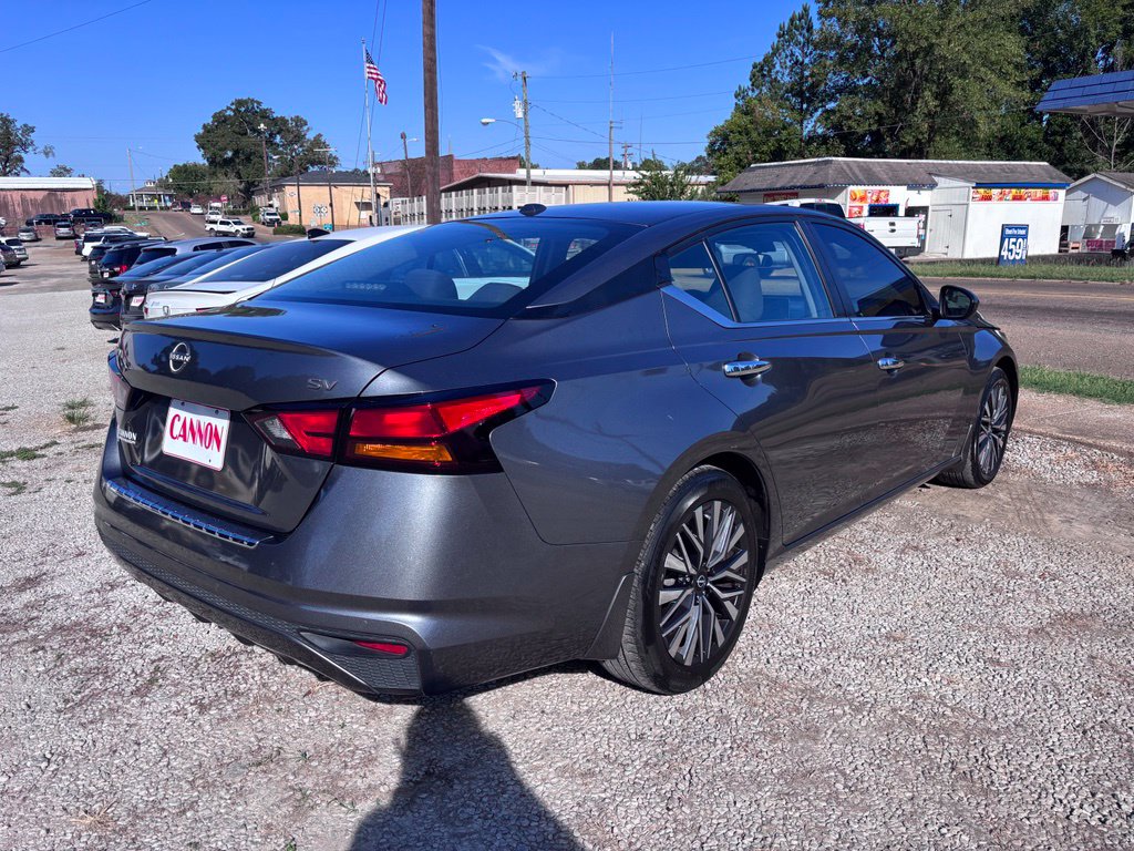Used 2023 Nissan Altima 2.5 SV Sedan