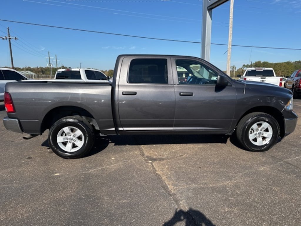 Used 2022 Ram 1500 Classic SLT Truck Crew Cab