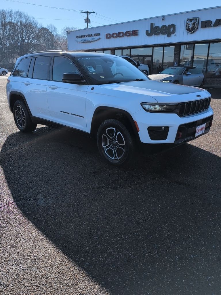 2022 Jeep Grand Cherokee SUV 