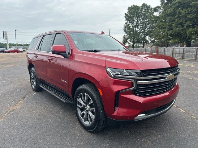 2021 Chevrolet Tahoe LT photo 3