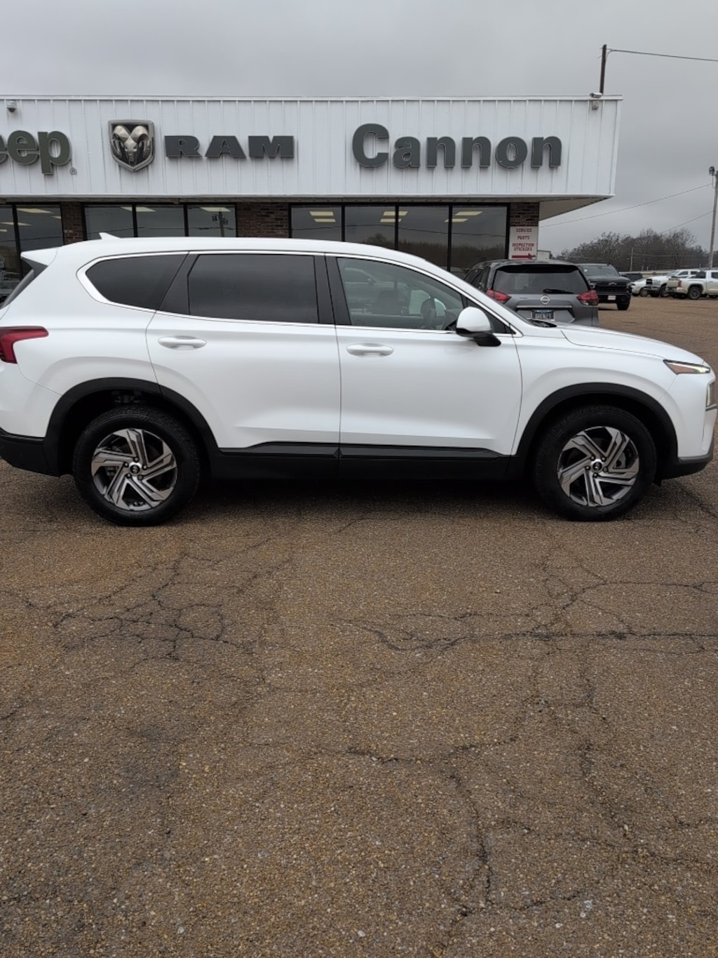 Used 2023 Hyundai Santa Fe SE SUV