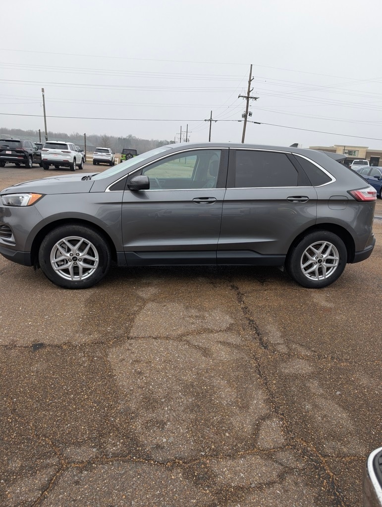 2023 Ford Edge SEL's photo