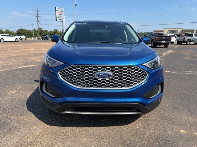 2024 Ford Edge SEL photo 2