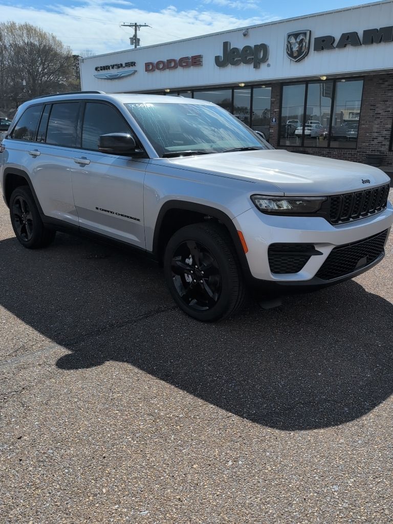 2025 Jeep Grand Cherokee Sport Utility 