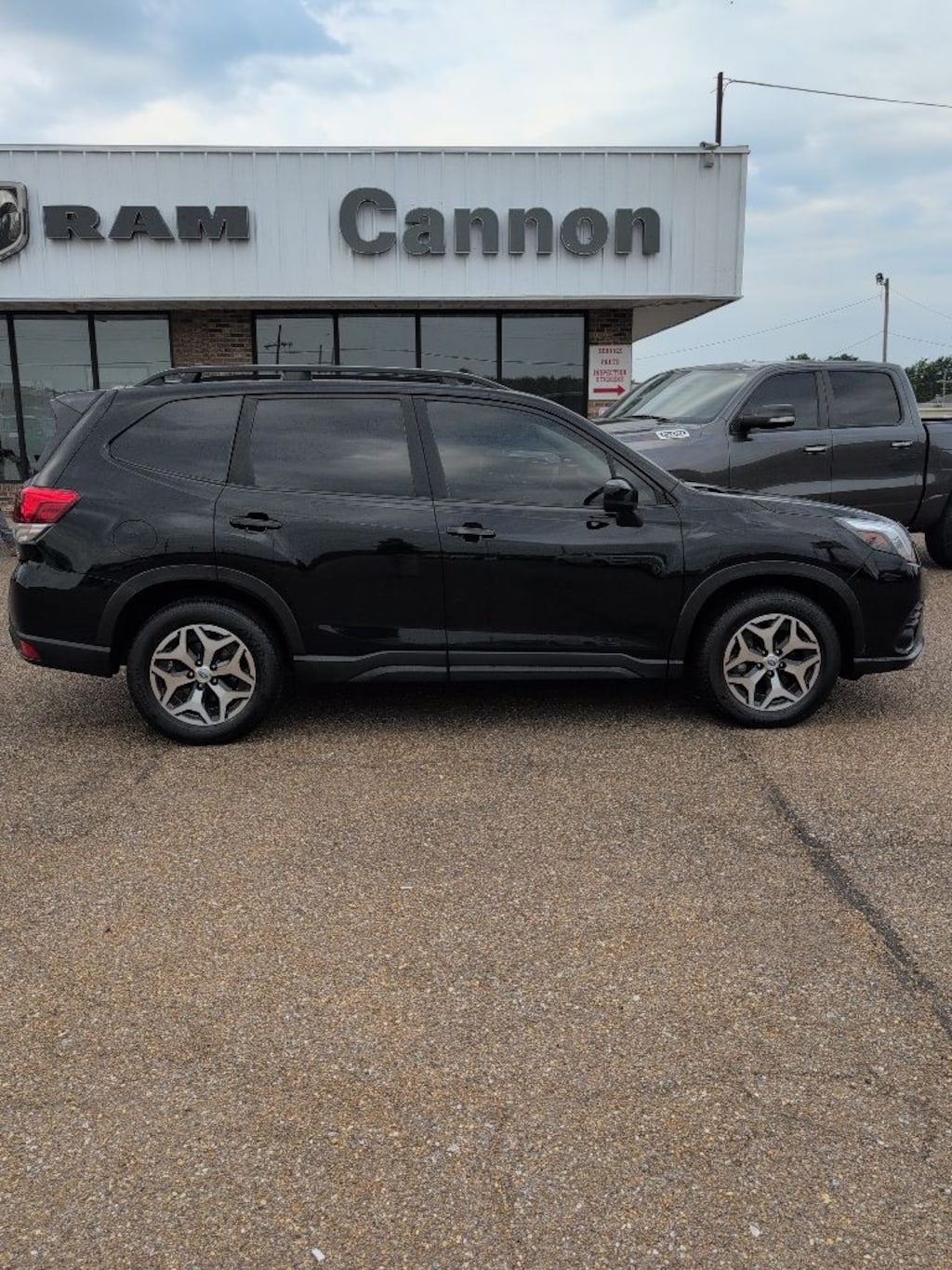 Used 2023 Subaru Forester Premium SUV