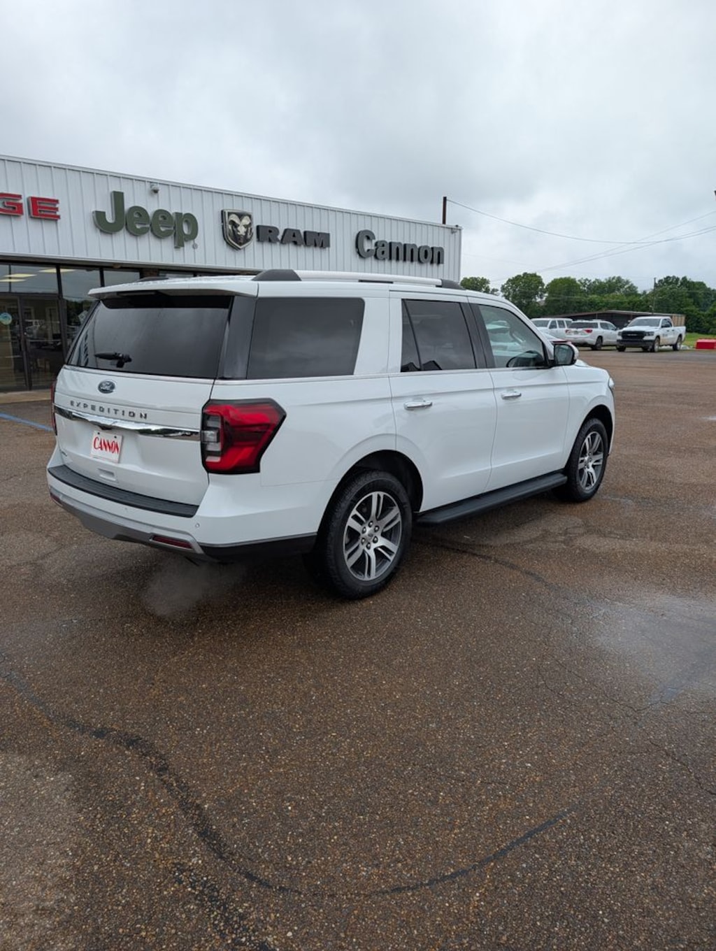 Used 2024 Ford Expedition Limited SUV
