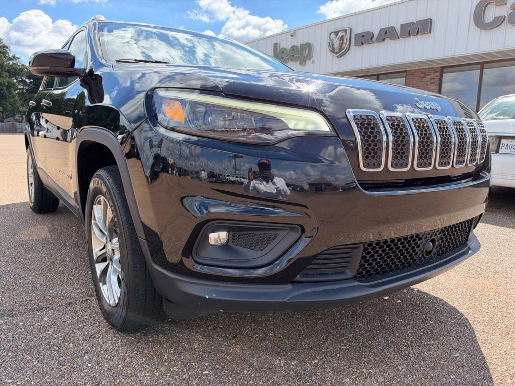 2020 Jeep Cherokee Lux