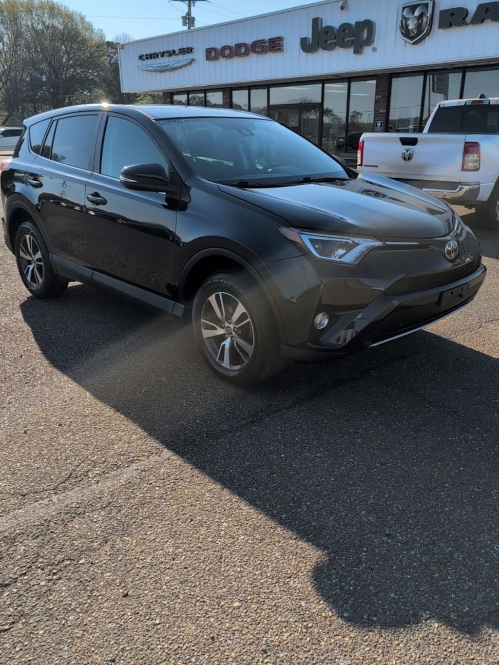 Used 2018 Toyota RAV4 SUV