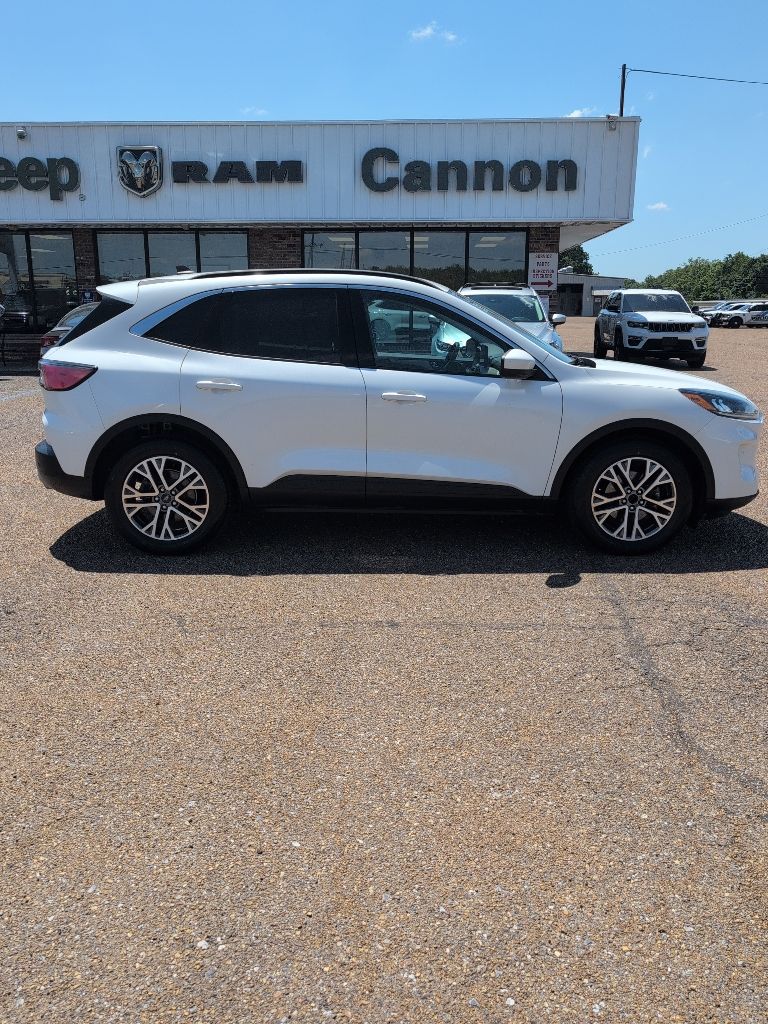 Used 2021 Ford Escape SEL with VIN 1FMCU0H64MUA29456 for sale in Senatobia, MS