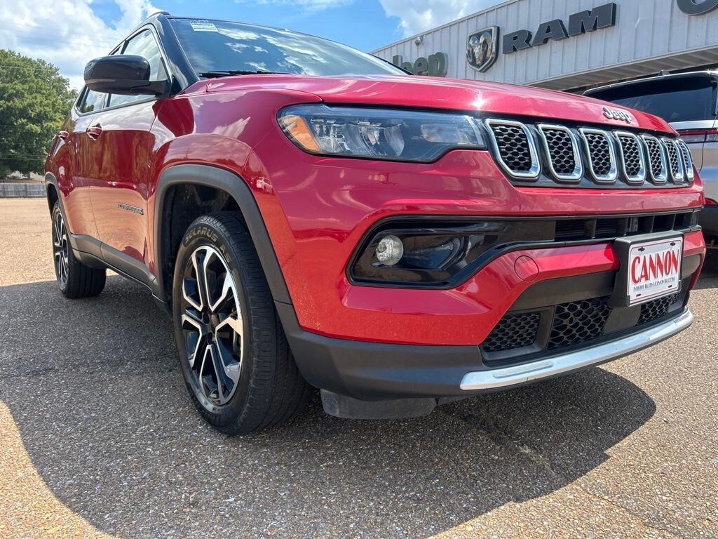 Used 2023 Jeep Compass Limited SUV