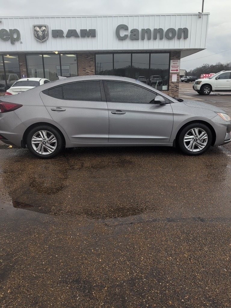 Used 2020 Hyundai Elantra Value Edition with VIN KMHD84LF9LU910594 for sale in Senatobia, MS