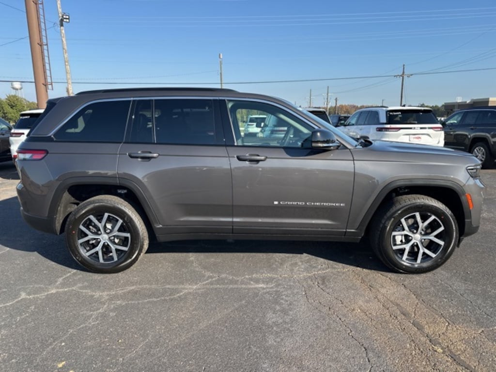 New 2025 Jeep Grand Cherokee Limited Sport Utility